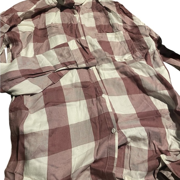 Sincerely Jules size small  Button-Up Shirt like new great look - Picture 1 of 2